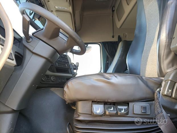 VOLVO FM 13 420 gancio scarrabile