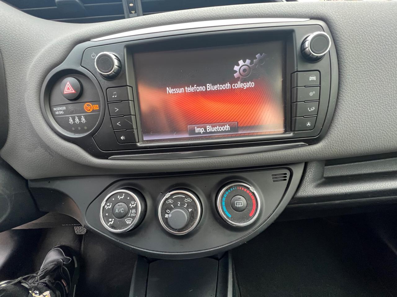 Toyota Yaris 1.0 5 porte