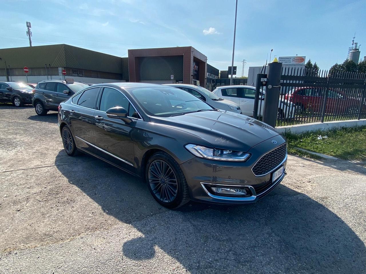 Ford Mondeo Full Hybrid 2.0 187 CV eCVT 4 porte Vignale