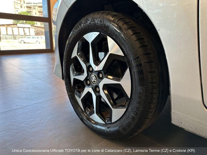 Toyota Aygo Aygo Connect 1.0 VVT-i 72 CV 5 porte x-play
