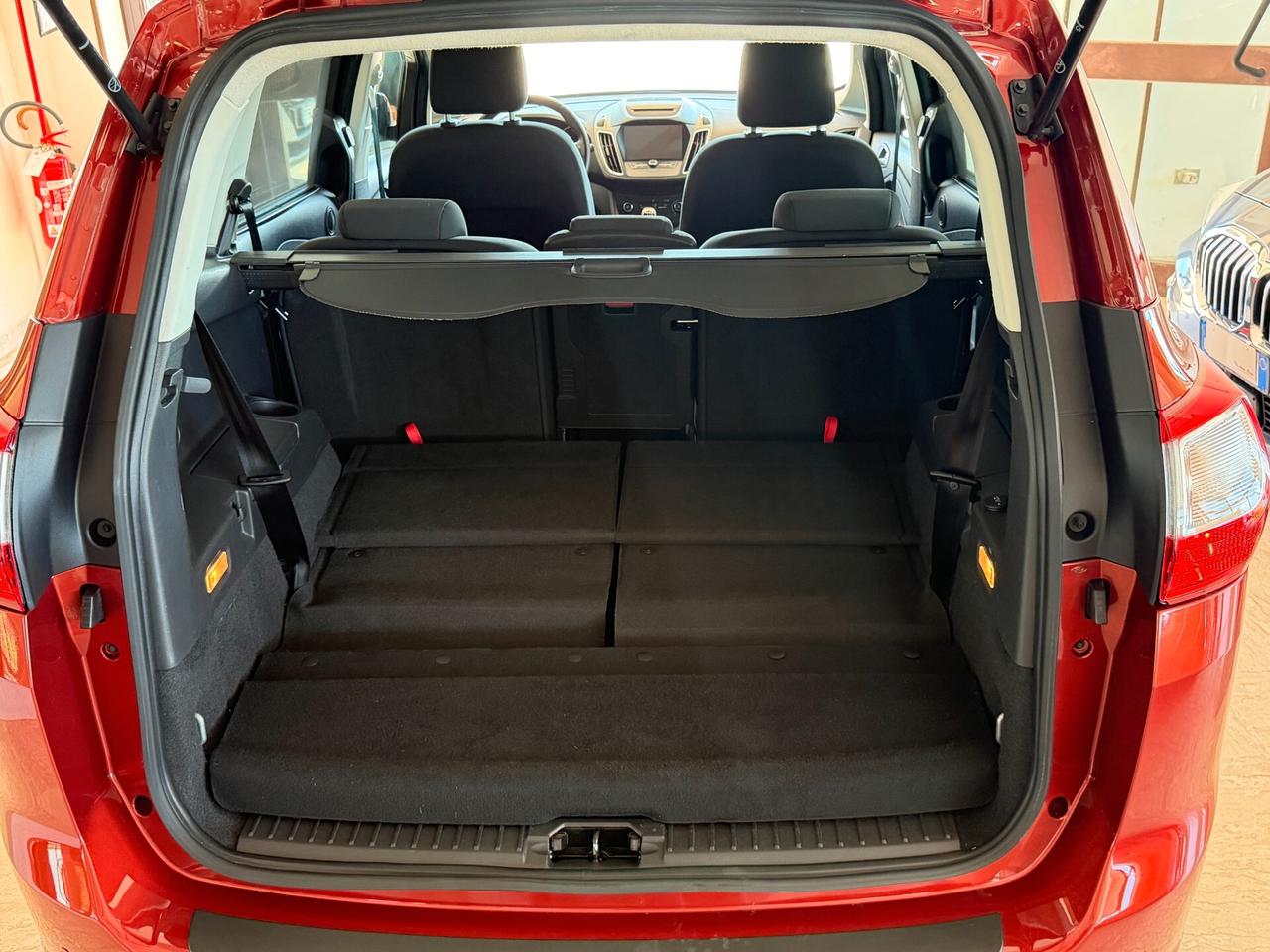 Ford C-Max 7 1.5 TDCI 120 cv. BUSINESS (7 posti)