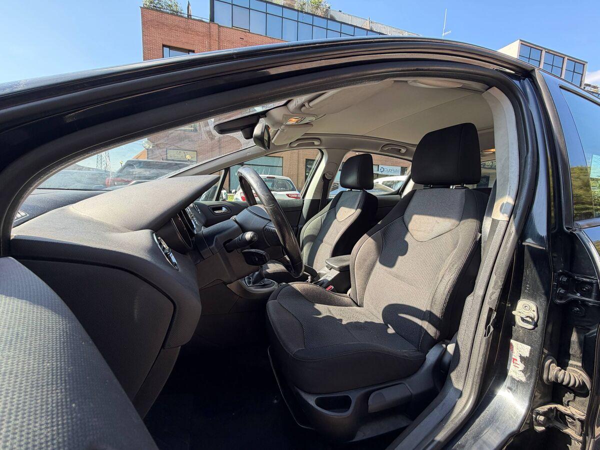Peugeot 308 2.0 hdi 16v Sportium 140cv 5p