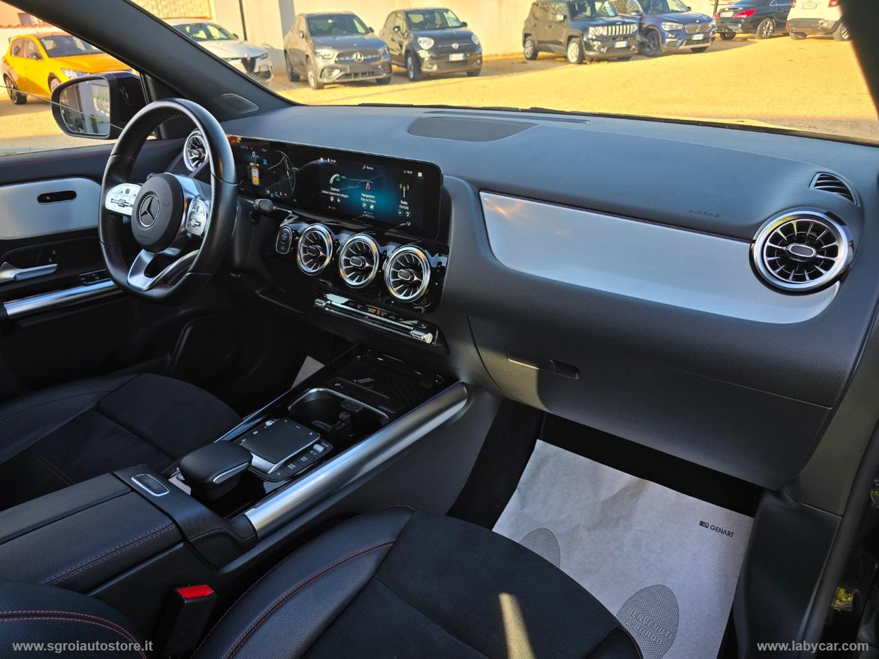 MERCEDES-BENZ GLA 200 d Automatic Premium