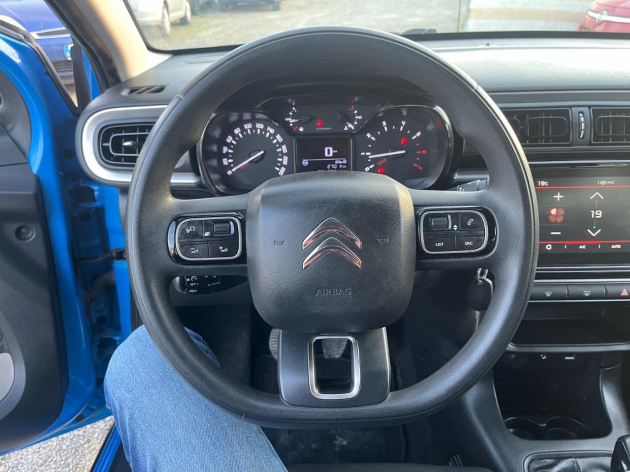 Citroen C3 PureTech 82 Shine 2018 1.2 BENZINA 84.000 KM