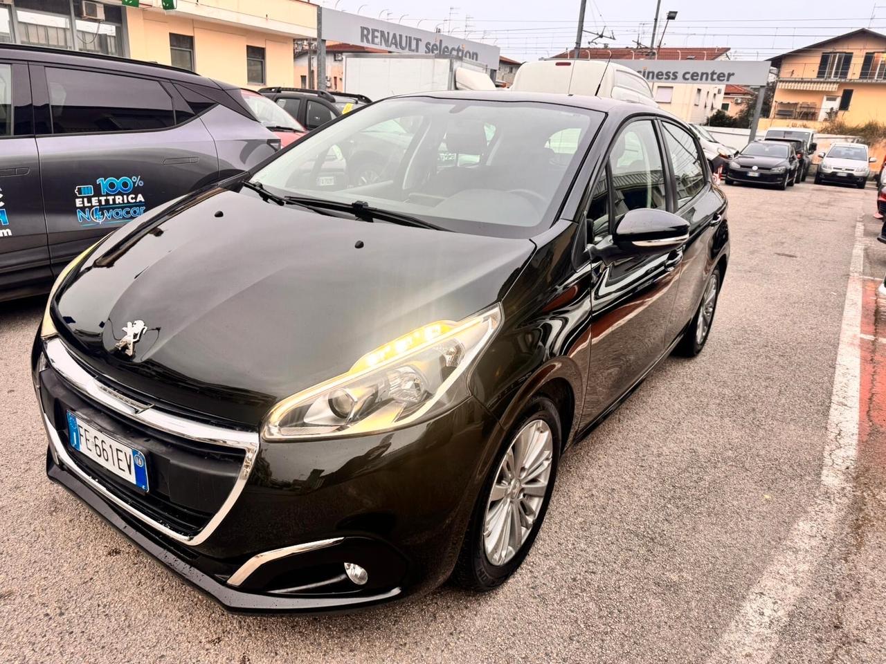 PEUGEOT 208 1,2 GPL 82 CV ALLURE 5P