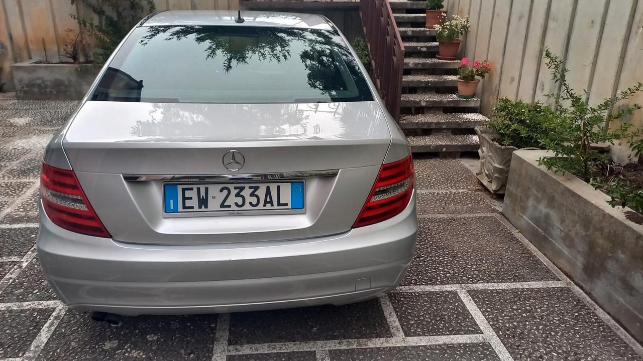 Mercedes-benz C 180 200 CDI Elegance
