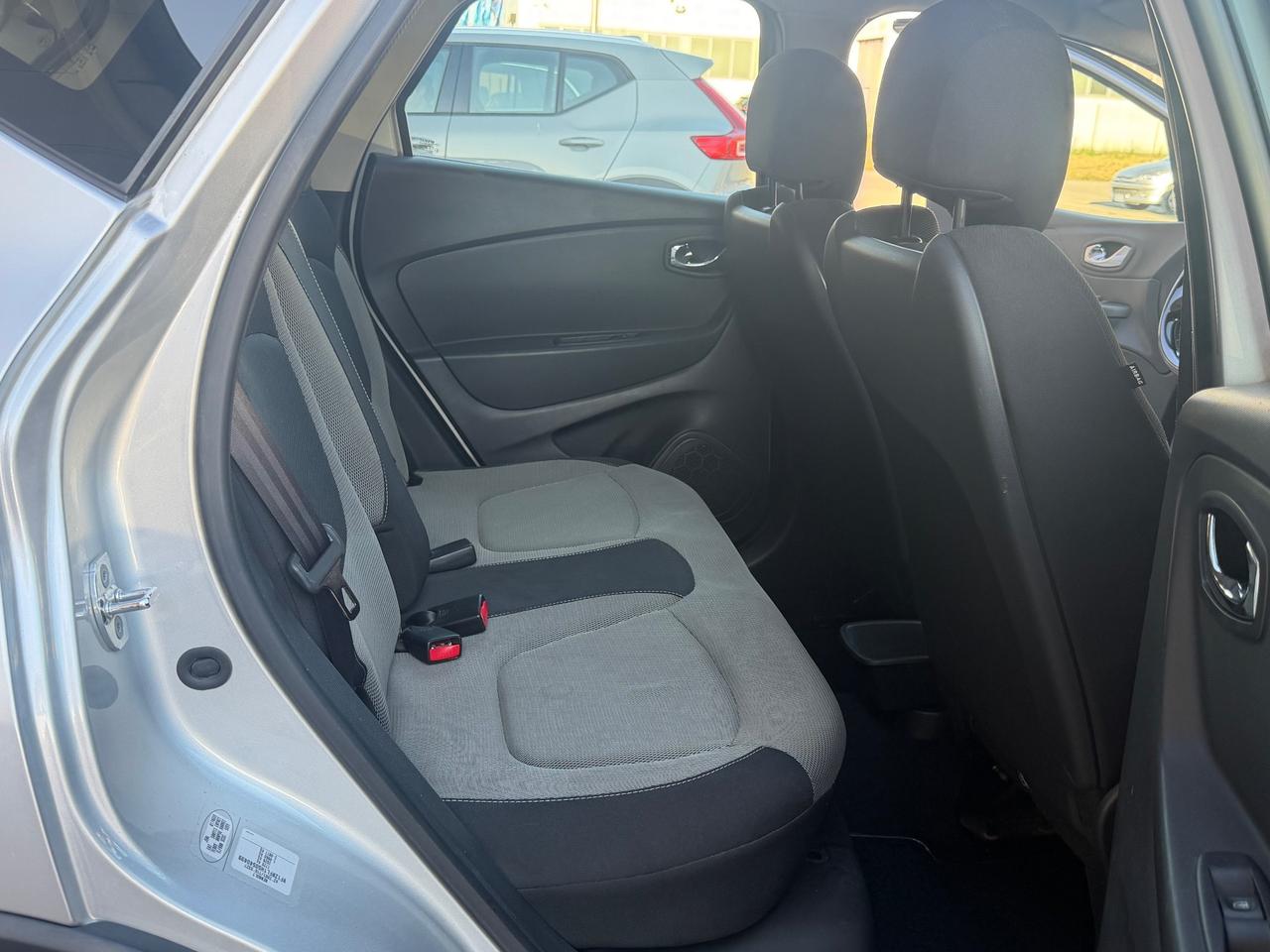 Renault Captur 1.5 dCi 8V 90 CV R-Link Neopatentati