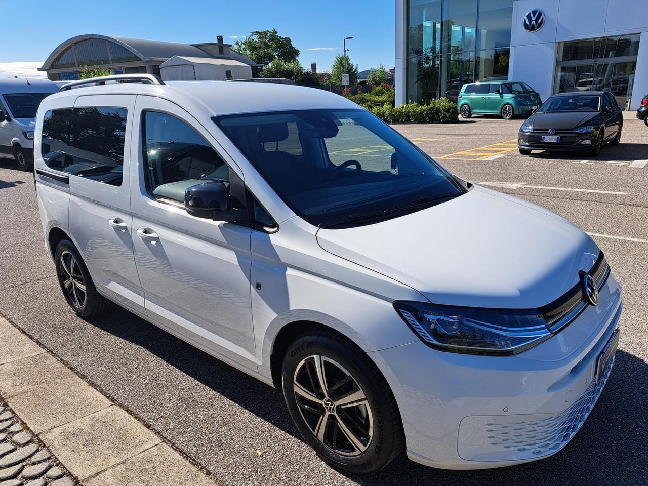 Volkswagen Caddy 2.0 tdi 122cv life dsg7