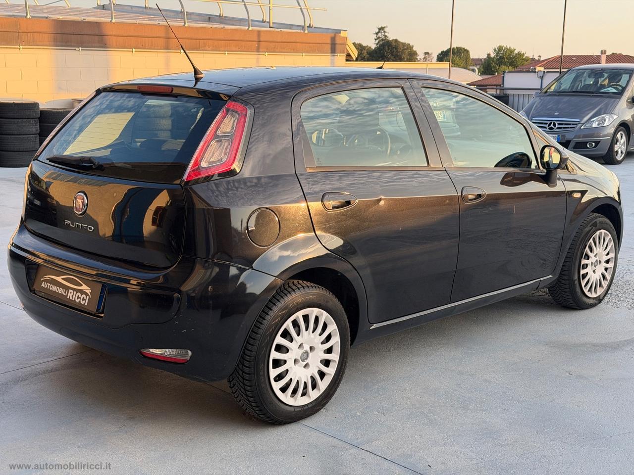 FIAT Grande Punto 1.4 5p GRANDINATA