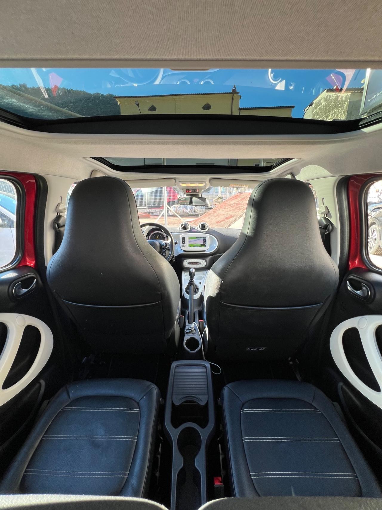 Smart ForFour 90cv TETTO/RETROCAMERA/BRACCIOLO