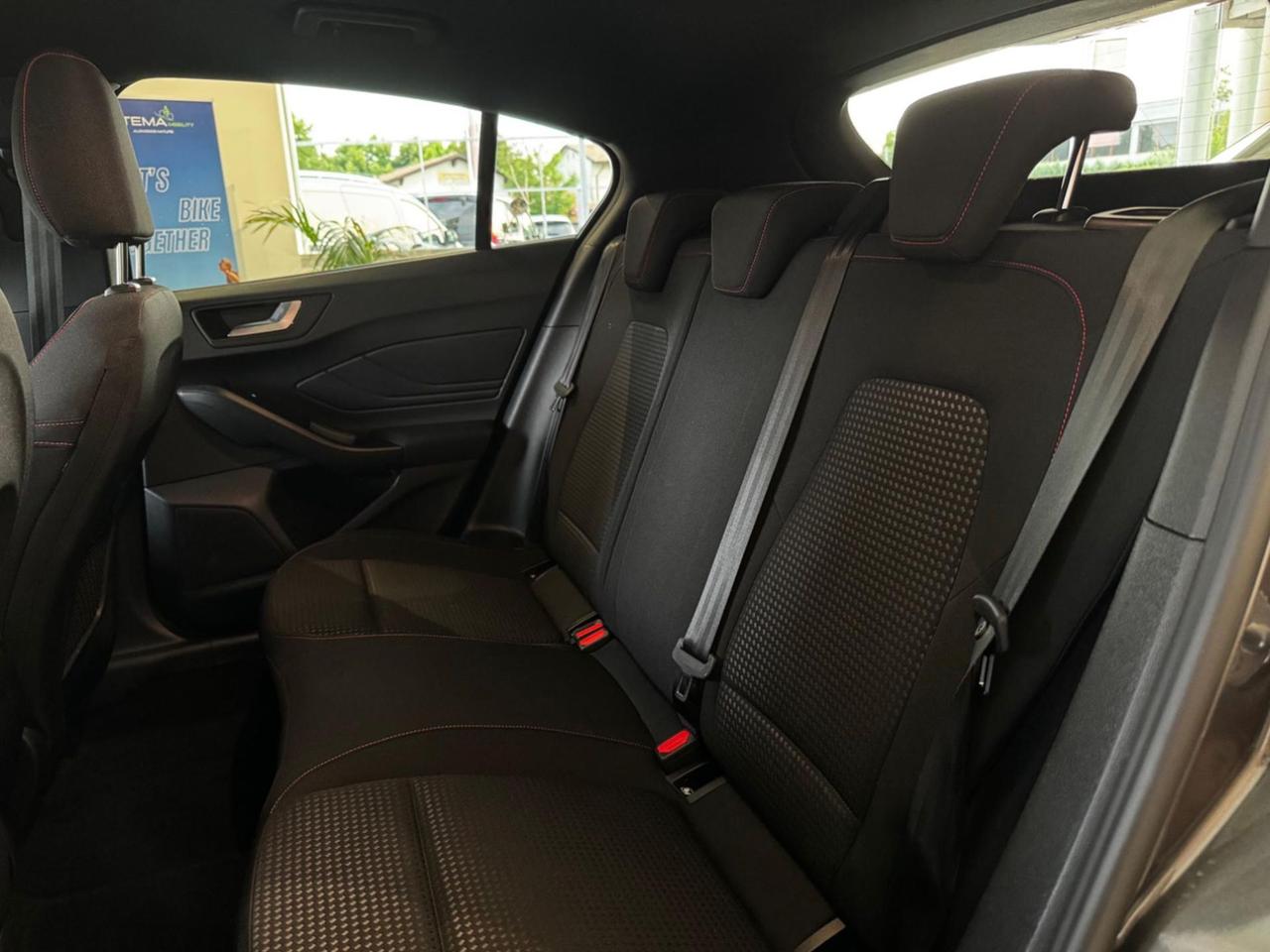 FORD Focus V 2022 1.5 EcoBlue 115 CV AUTO 5p. ST-Line - ANCHE NERA!