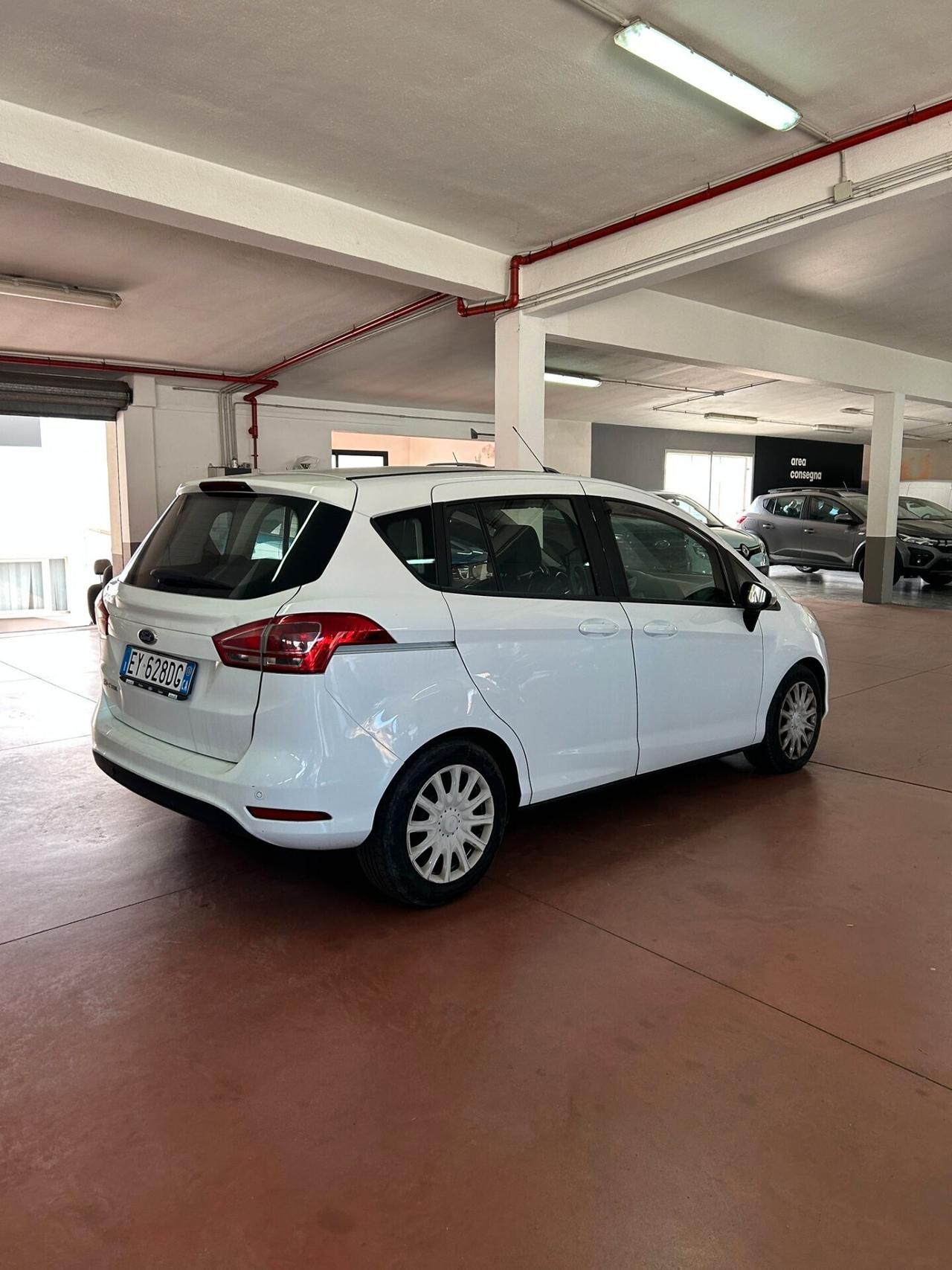 B-Max 1.6 TDCi 95 CV Business Titanium