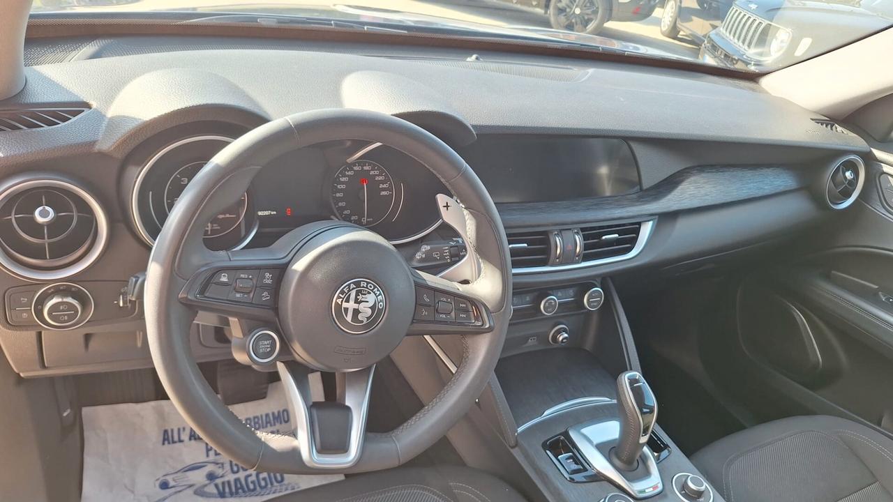 Alfa Romeo Stelvio 2.2 Turbodiesel 190 CV AT8 RWD Business