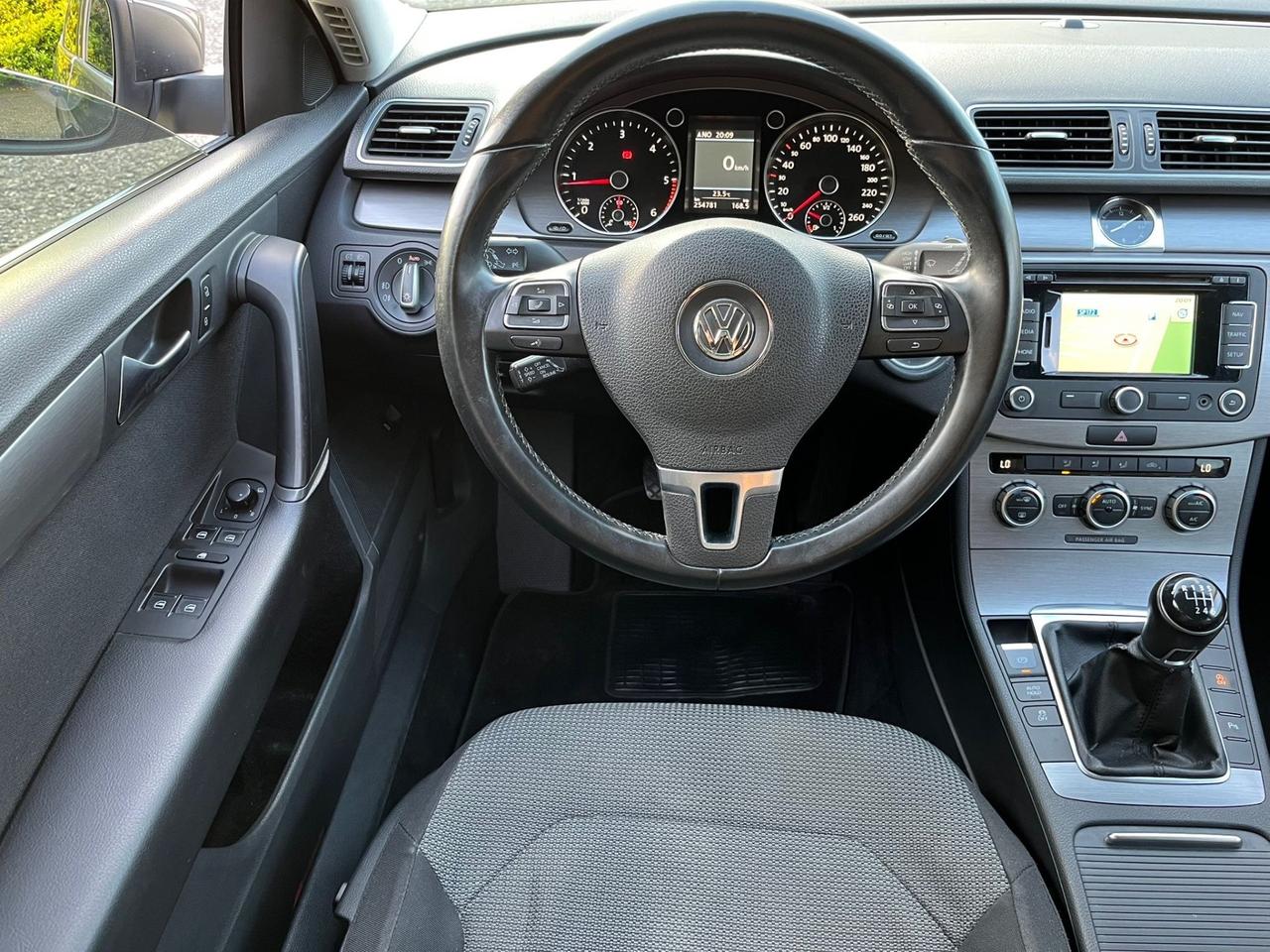 Volkswagen Passat 2.0 TDI 140cv bluemotion