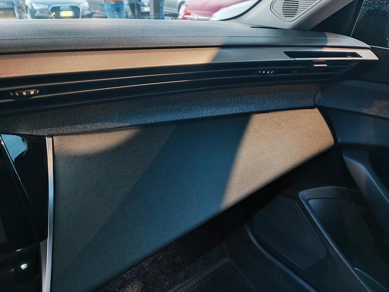 Peugeot 308 BlueHDi 130 S&S EAT8 SW GT