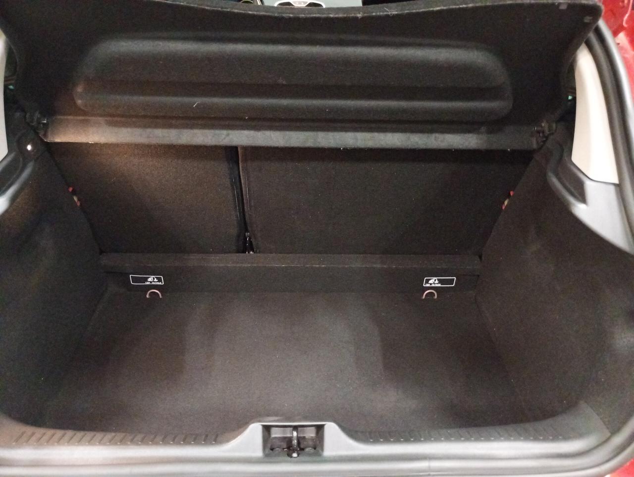 Renault Clio TCe 12V 90CV Start&Stop 5 porte Limited - Neopatentati