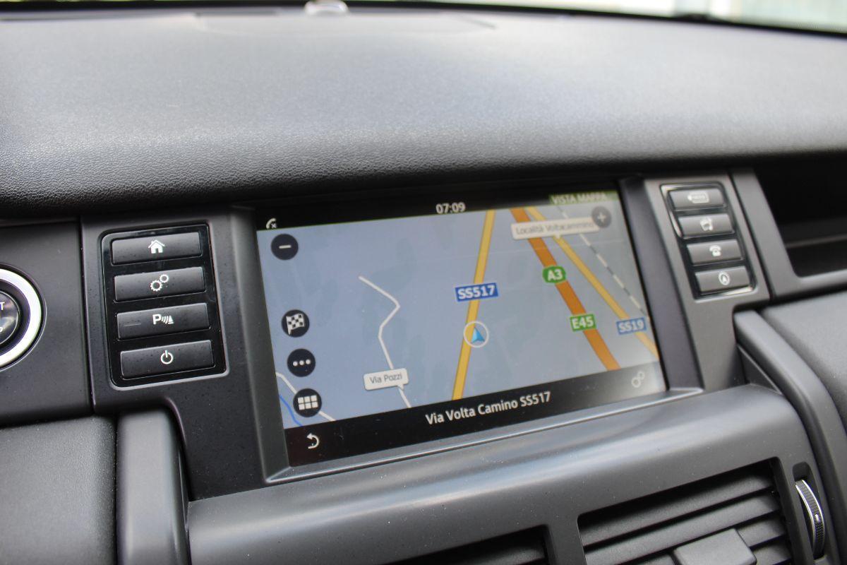LAND ROVER - Discovery Sport - 2.0 TD4 150 CV Pure