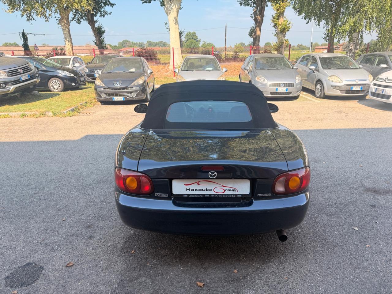 Mazda MX-5 1.6i 16V cat