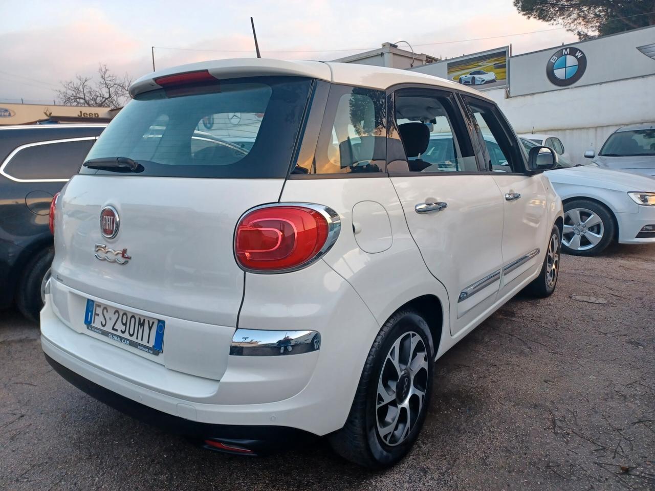 Fiat 500L 1.4 95 CV Lounge SOLO 49000 KM!!!