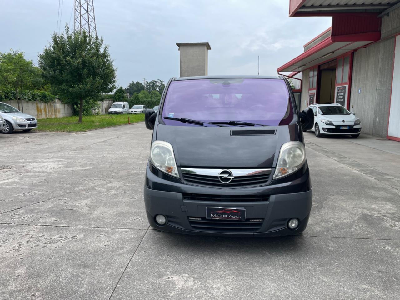 Opel Vivaro 27 2.5 CDTI PC-TN Tour Cosmo