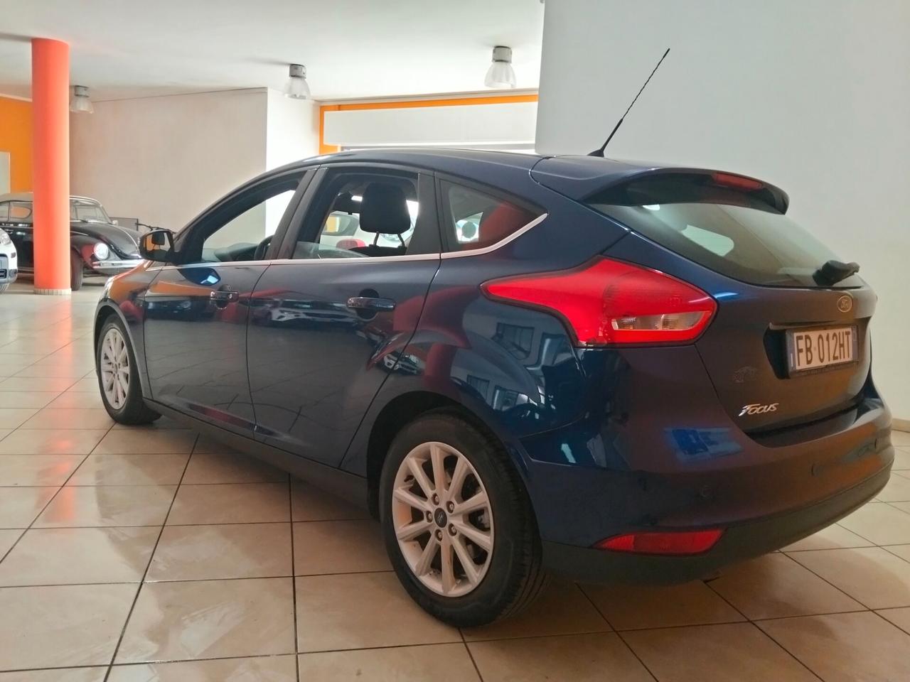 Ford Focus 1.5 TDCi 120 CV Start&Stop Powershift Business