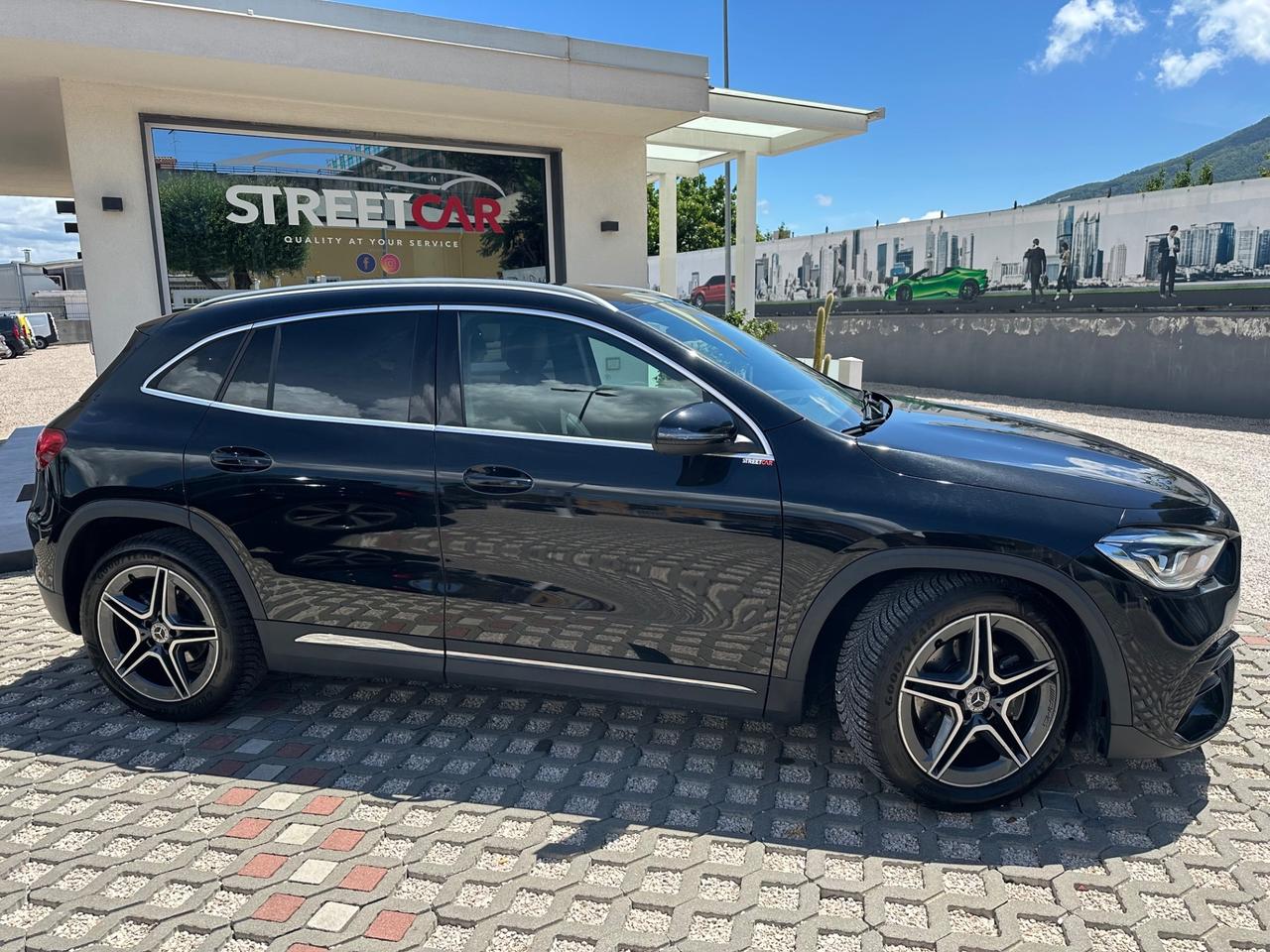 Mercedes-benz GLA 200d Automatic 4Matic Premium AMG