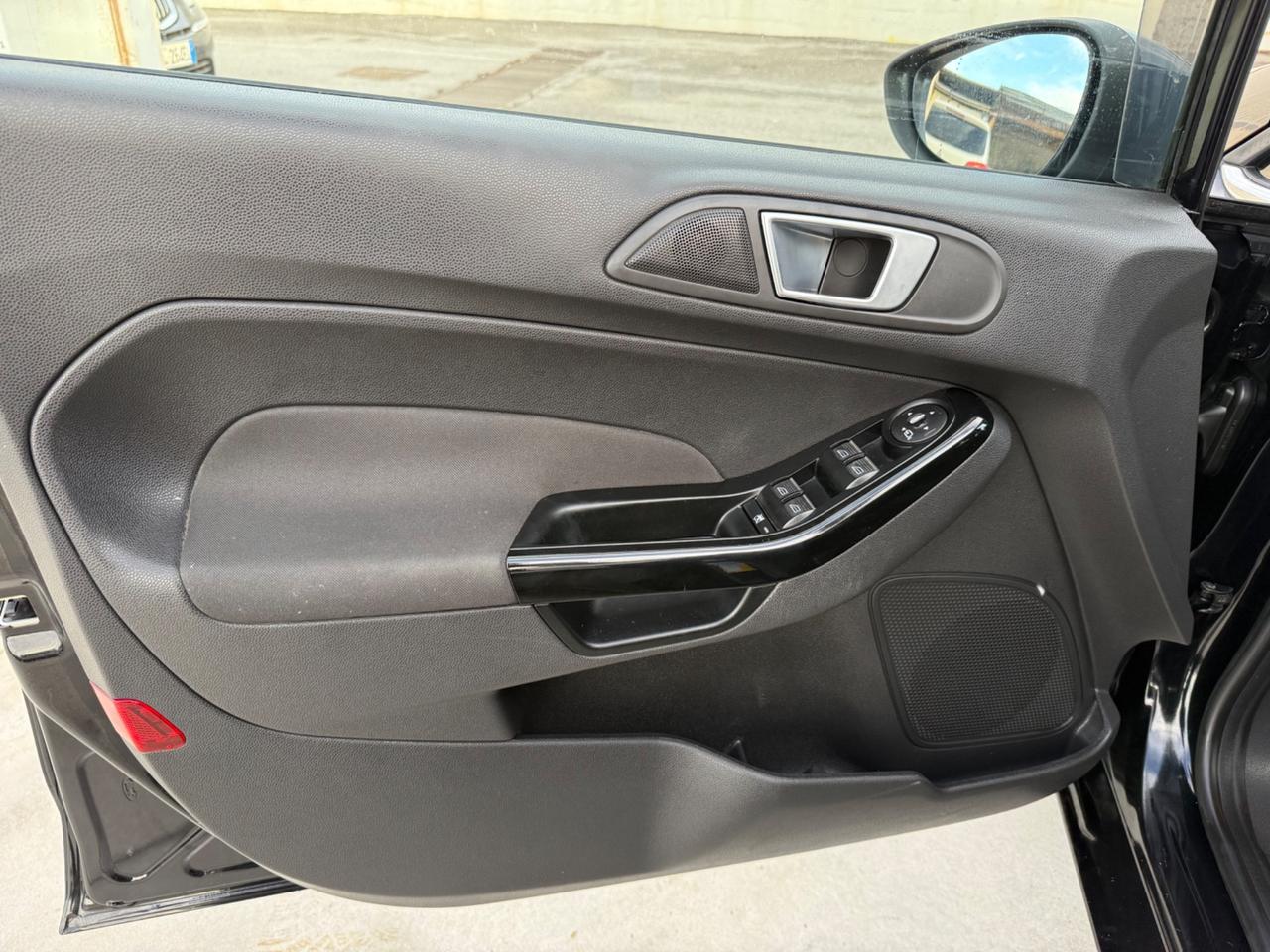 Ford Fiesta 1.0 EcoBoost 100CV 5 porte Individual