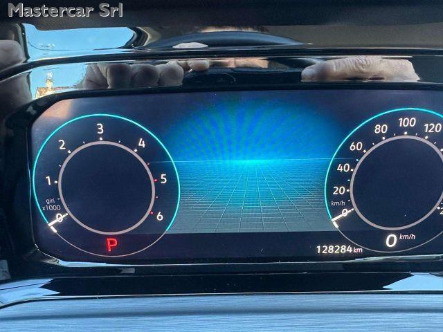 VOLKSWAGEN Golf Golf VIII 2020 2.0 tdi Style 150cv dsg - GJ256YR