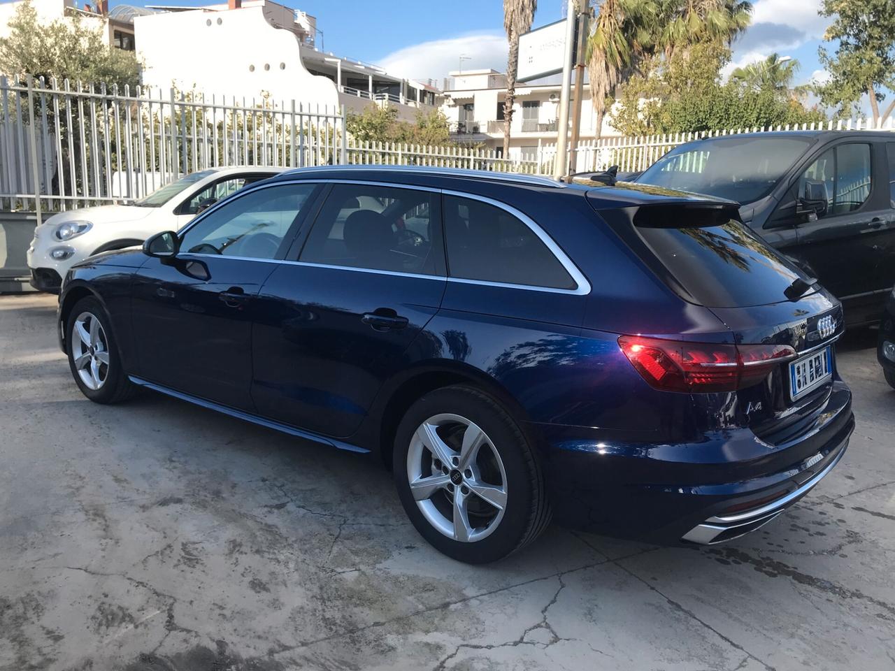 Audi A4 Avant 35 TDI/163 CV S tronic Business Advanced