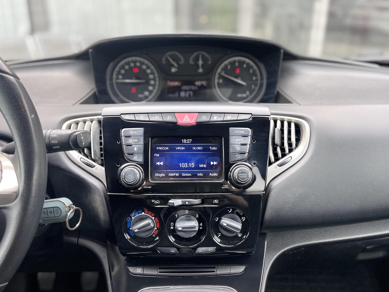 Lancia Ypsilon 1.2 Gpl 69CV E6 Neo - 2016