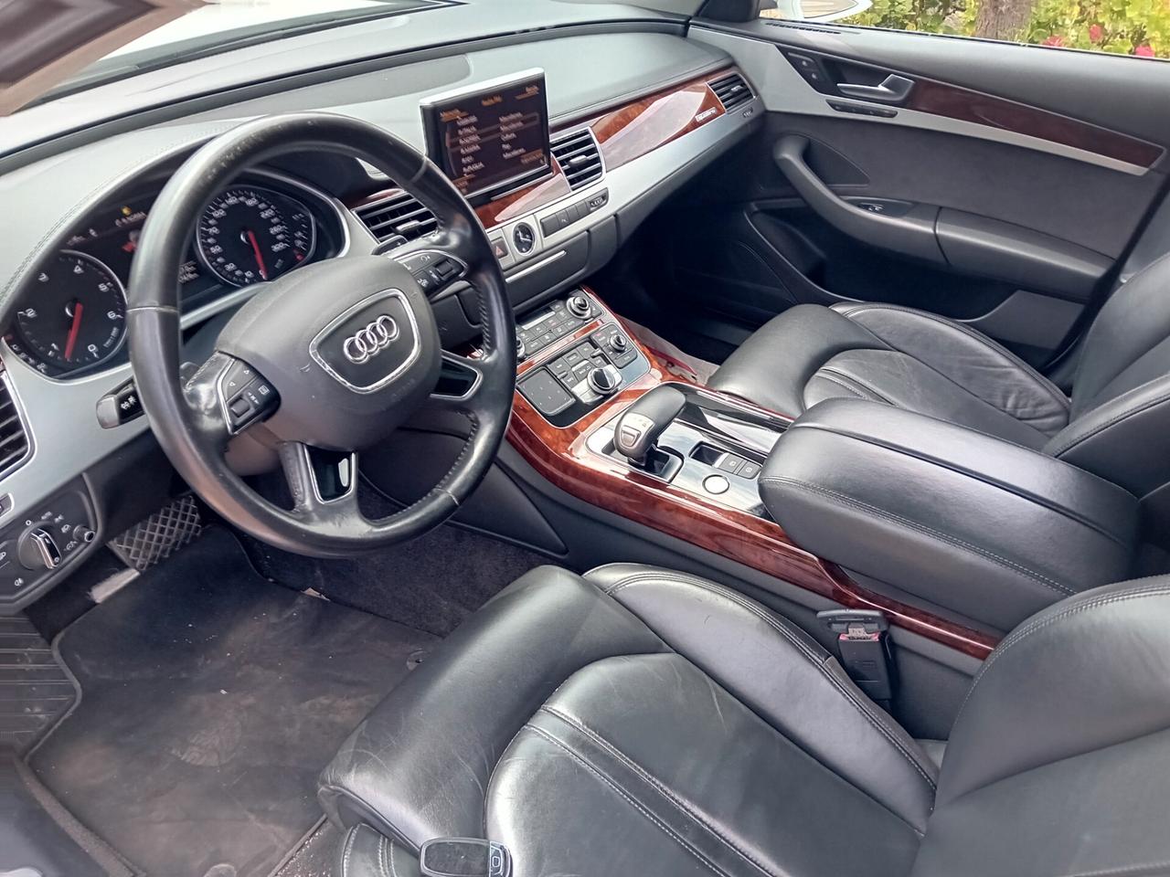 Audi A8 4.2 V8 TDI quattro