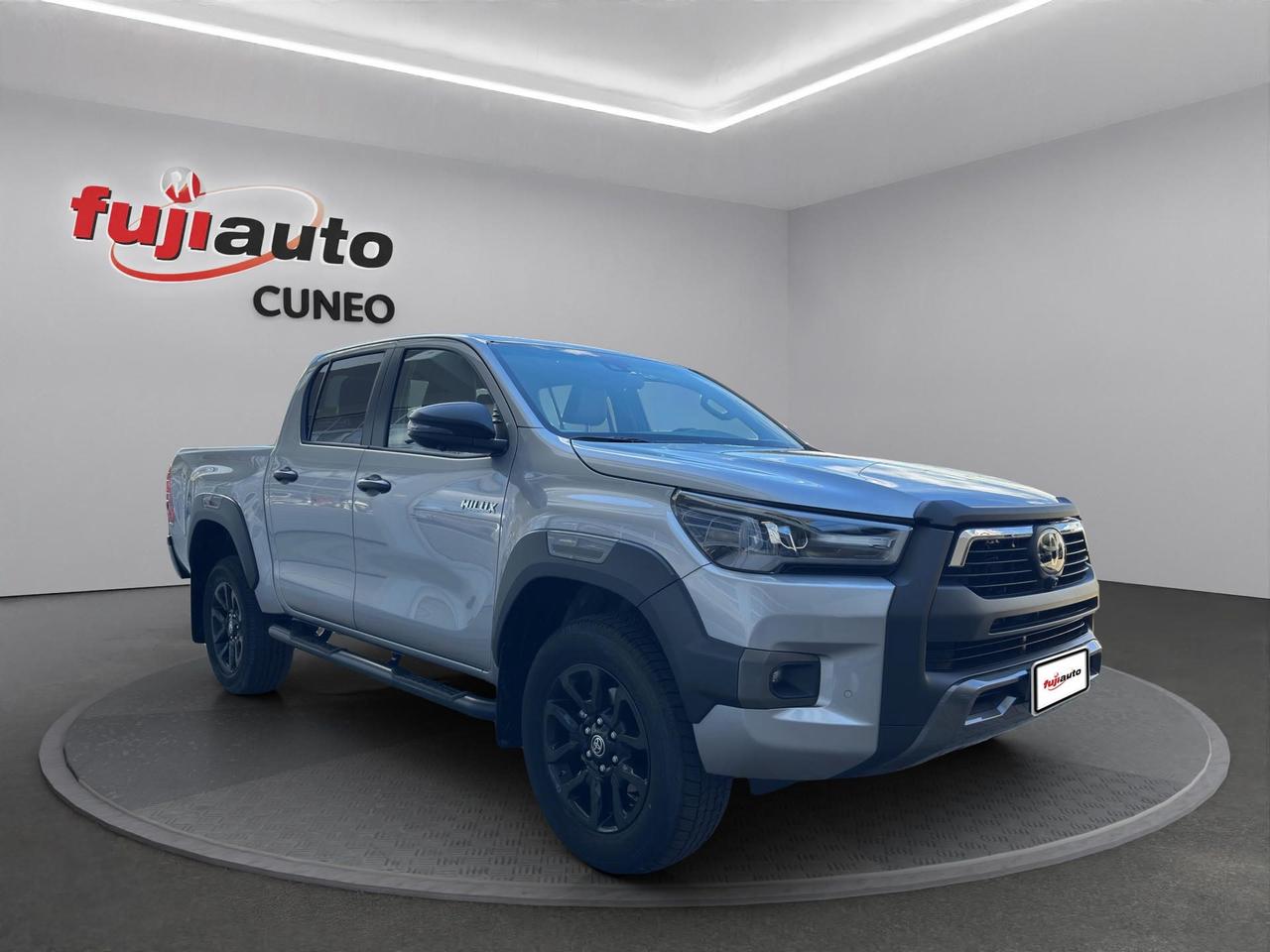 Toyota Hilux - MY25 Double Cab Invincible 48V