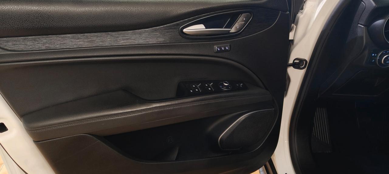 Alfa Romeo Stelvio 2.2 Turbodiesel 190 CV AT8 Q4 Super