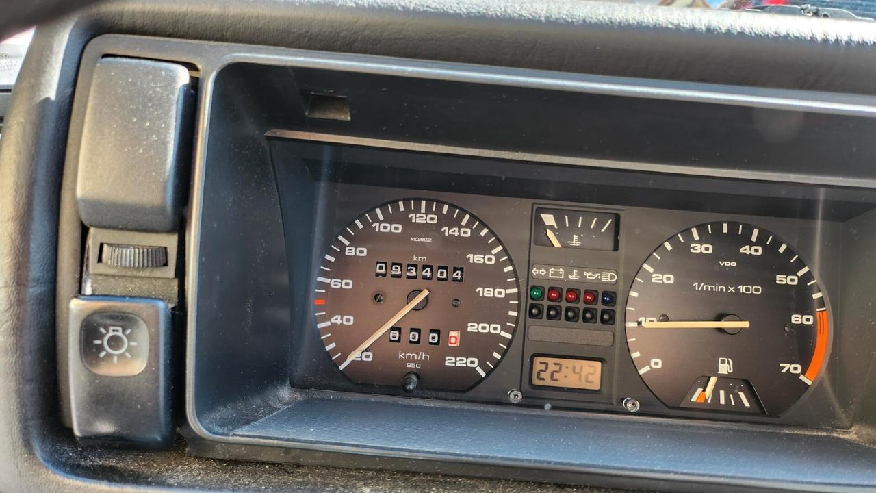 Volkswagen Golf 1600 cat 5 porte GL