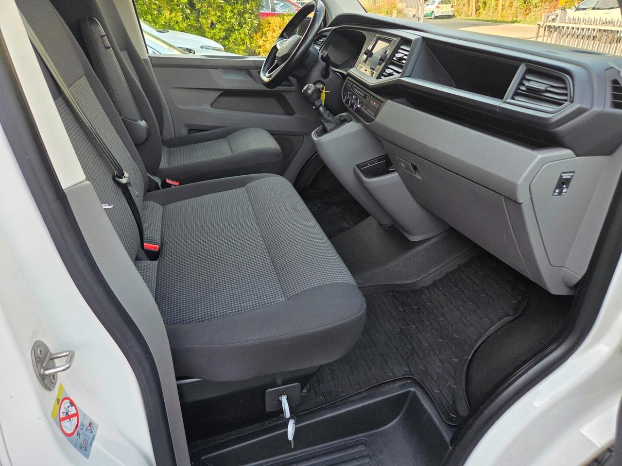 Volkswagen TRANSPORTER 2.0 TDI 110CV 3 POSTI