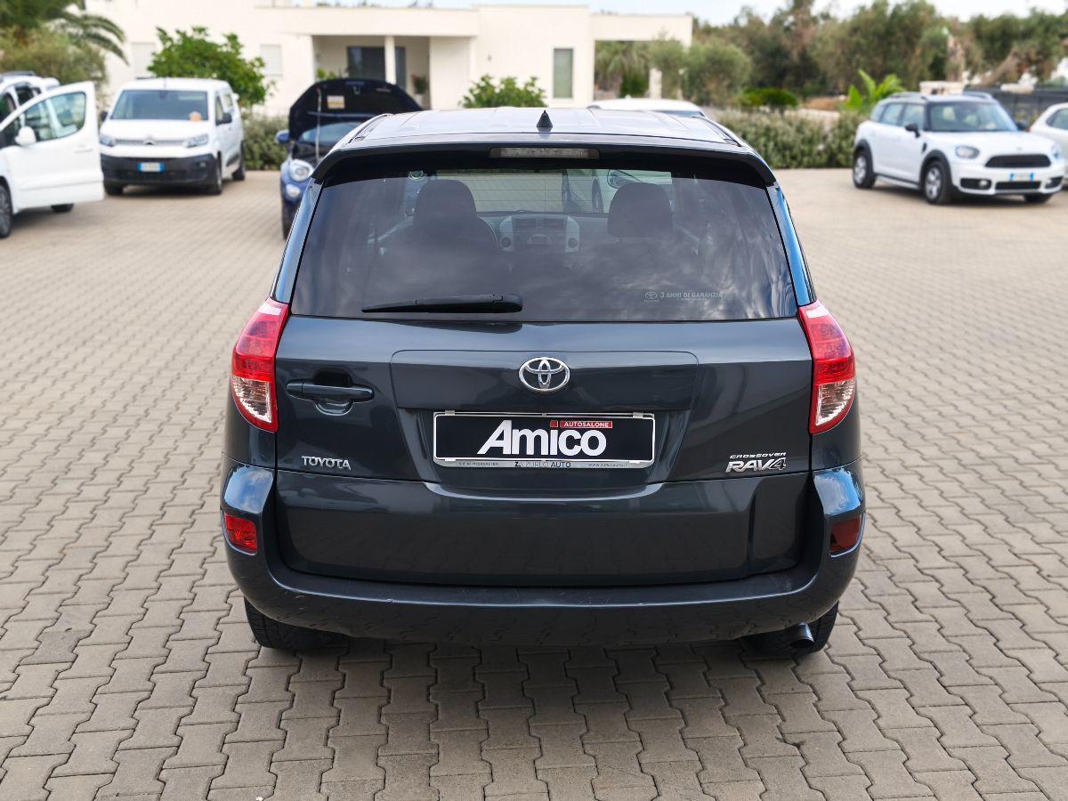 TOYOTA RAV4 2.2 D-4D 136CV Sol