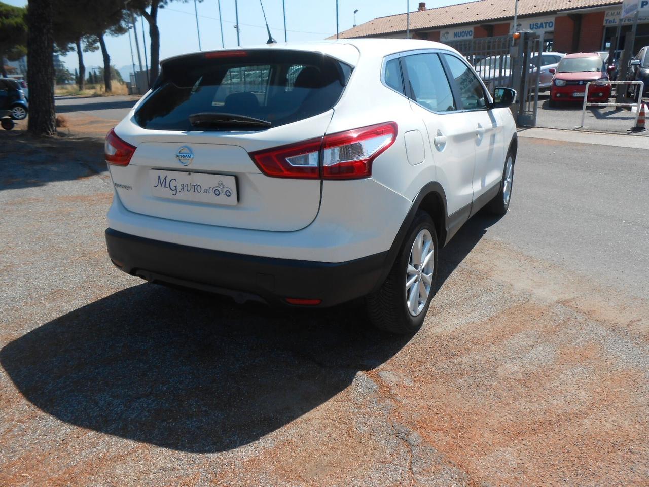 Nissan Qashqai 1.2 DIG-T Acenta