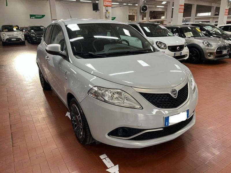 Lancia Ypsilon 1.2 69cv Mya