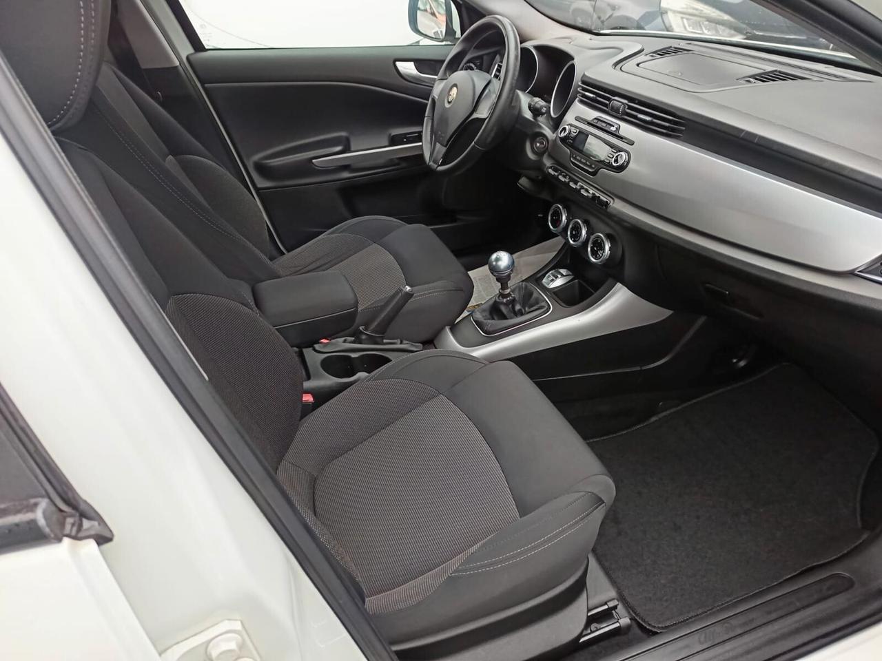 Alfa Romeo Giulietta 2012 - 1.4 Turbo 105 CV Lb automobili