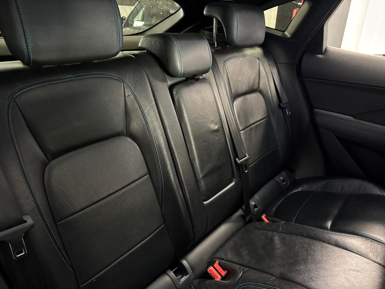 Jaguar E-Pace 2.0D 180 CV AWD R-Dynamic S