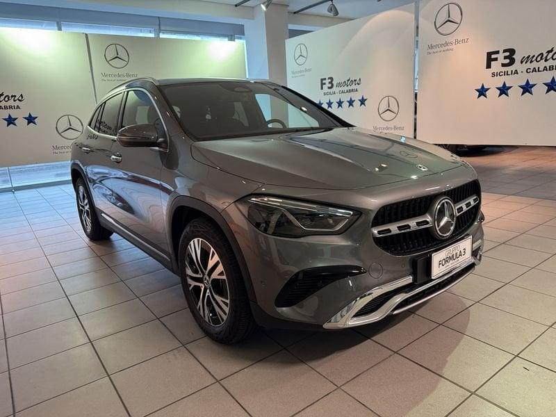 Mercedes-Benz GLA GLA 200 Progressive Advanced Plus