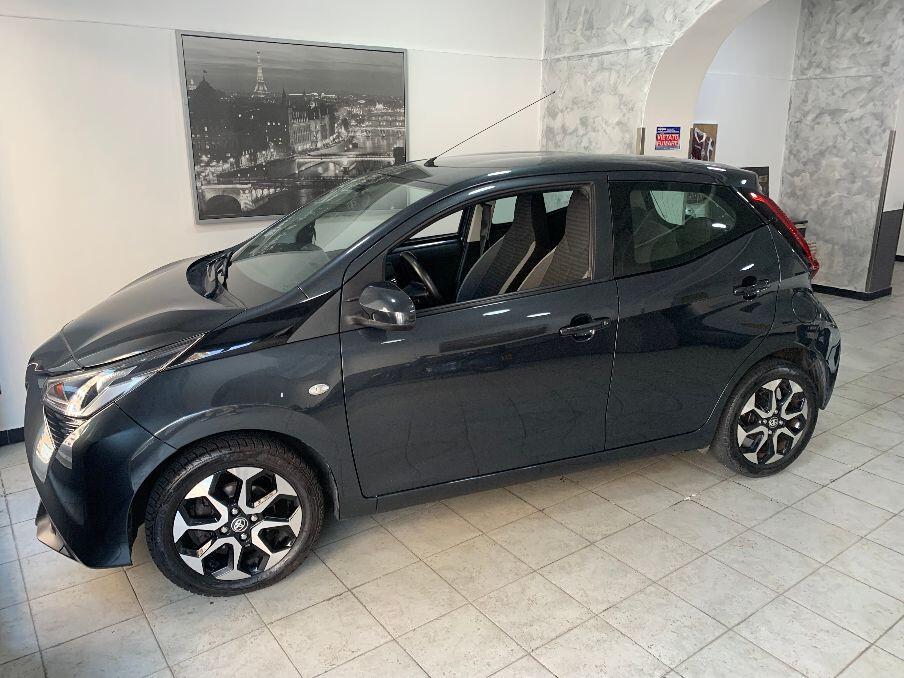 Toyota Aygo 1.0 VVT-i 69 CV 5 porte x-business