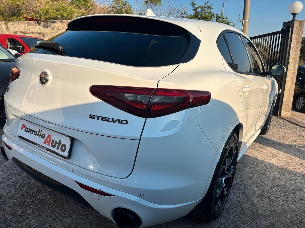 Alfa Romeo Stelvio 2.2 Tb 210 CV AT8 Q4 Veloce - 2021