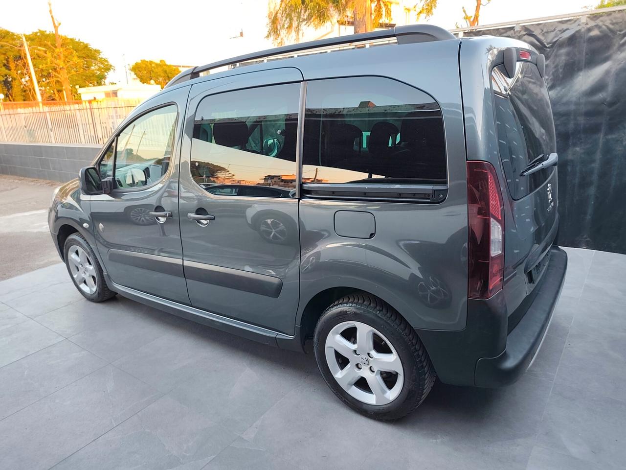 Peugeot Partner Tepee 1.6 HDi Outdoor