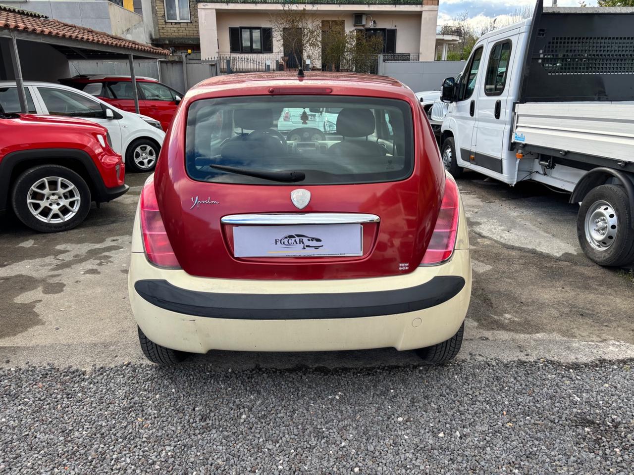 Lancia Ypsilon 1.2 Argento