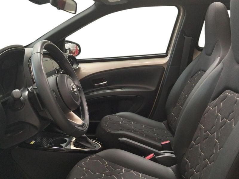 Toyota Aygo X 1.0B (72 CV) Lounge Air S-CVT