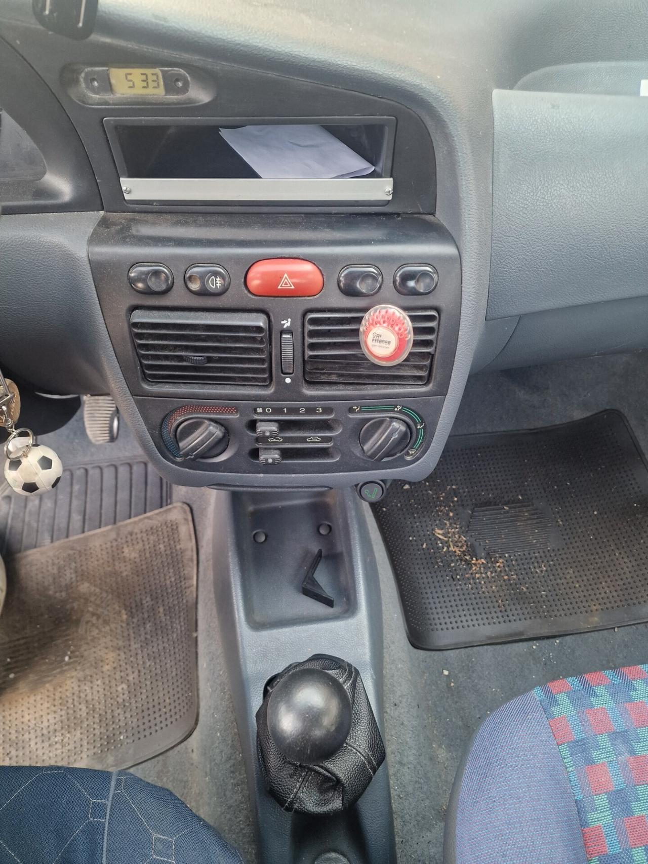 Fiat strada 1.7 TD PIck UP