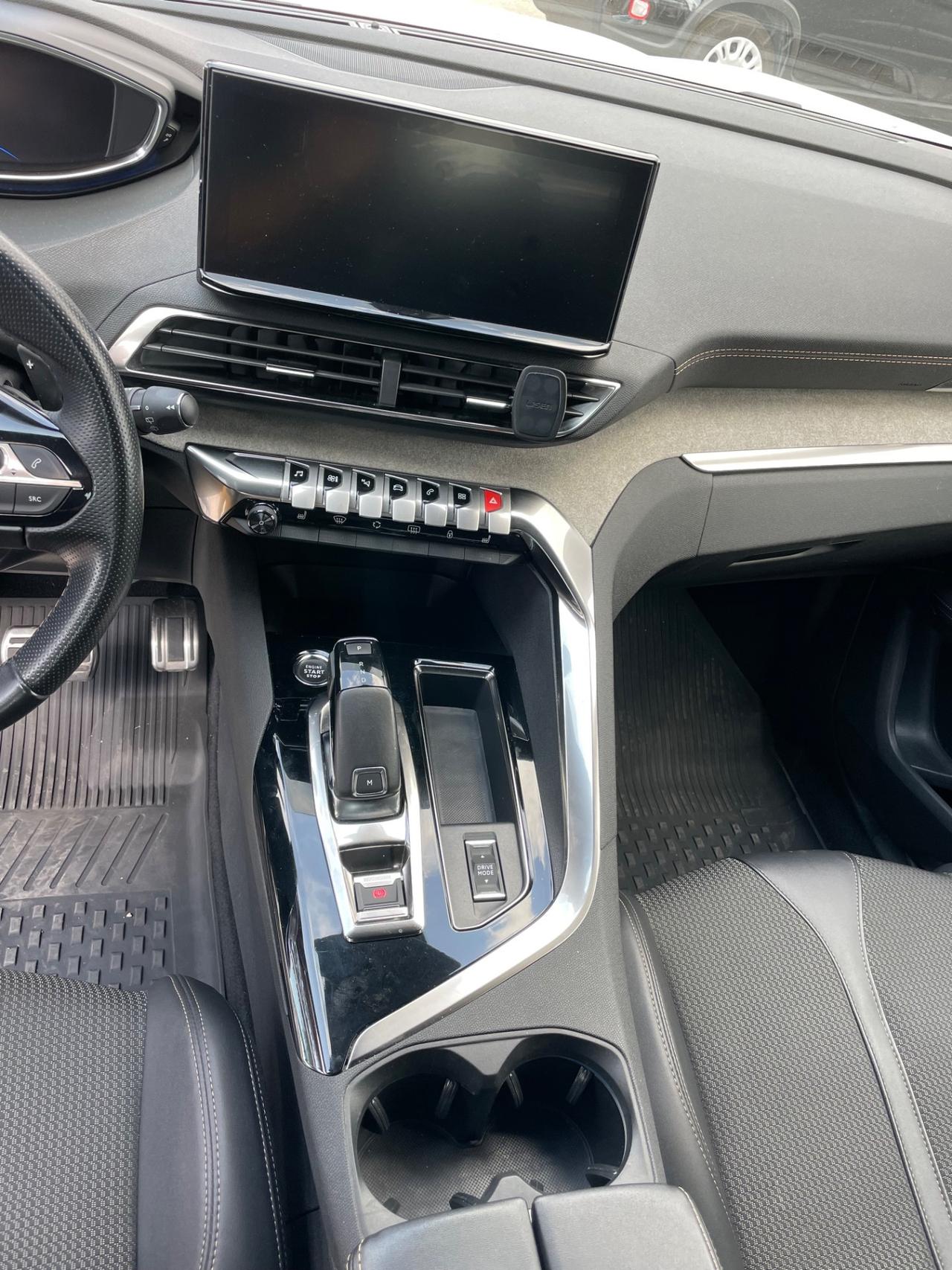 Peugeot 3008 EAT8 GT a*f*f*a*r*e