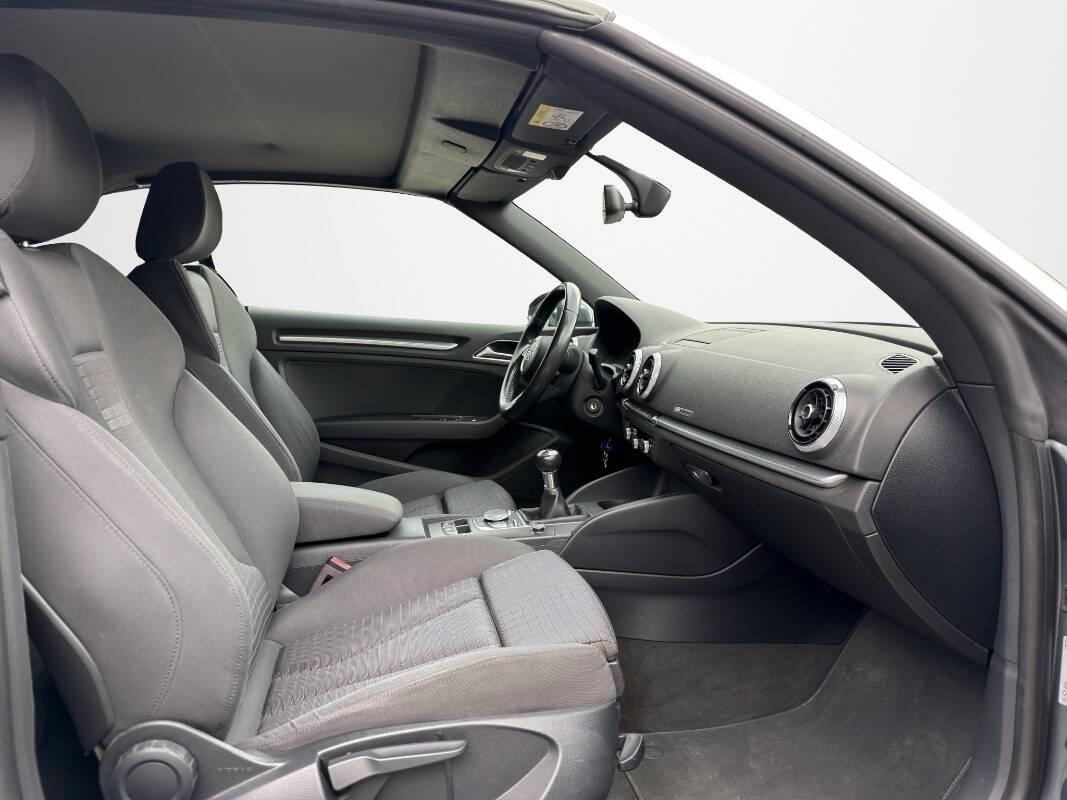 Audi A3 Cabrio 1.6 tdi Sport 116cv