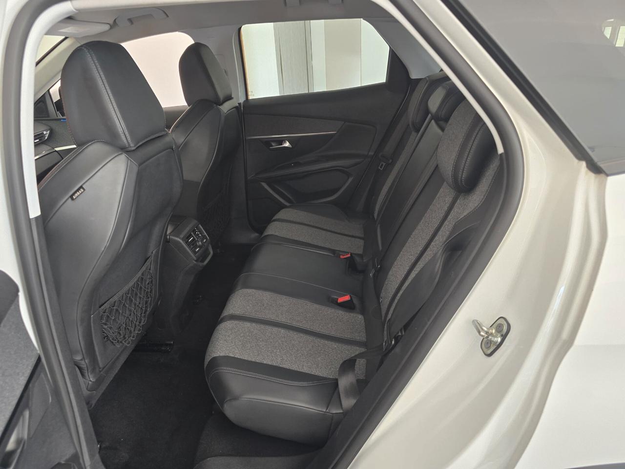 Peugeot 3008 BlueHDi 120 S&S Allure